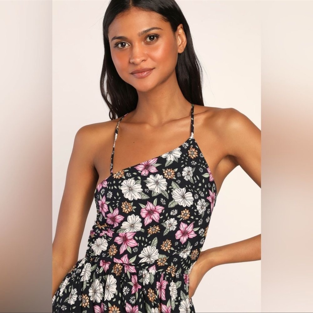 Lulus Dress - Picture 4 of 8